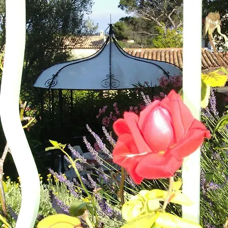 Bed & Breakfast Mas Aurelia Fréjus