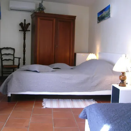 Mas Aurelia Bed & Breakfast Fréjus