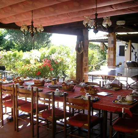 Mas Aurélia Hotel 2*